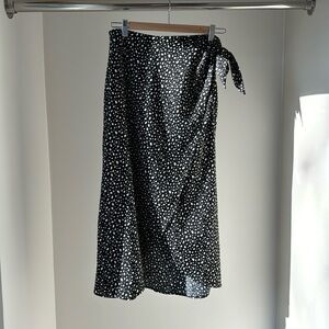Old Navy wrap skirt